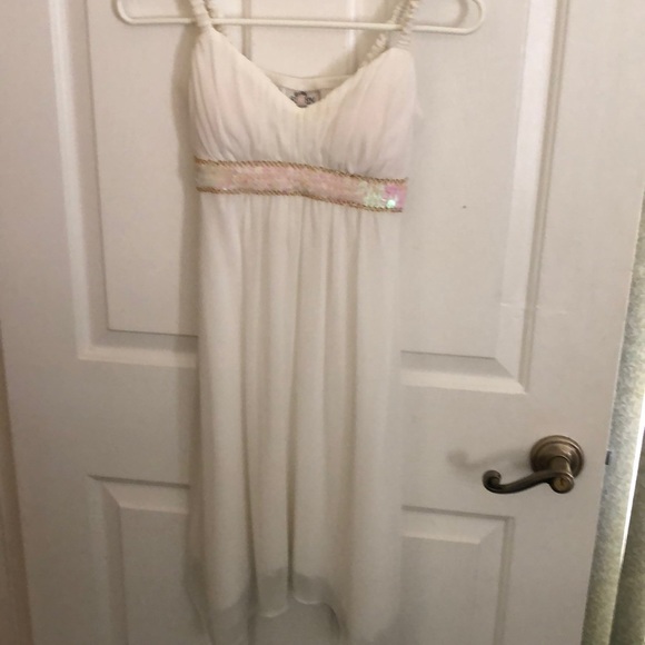 Women Dress - Picture 5 of 5